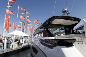 Beneteau 2018 cannes 50 GT
