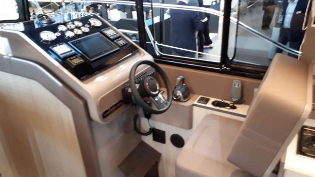 Cranchi T 36 Crossover (10) barchemagazine