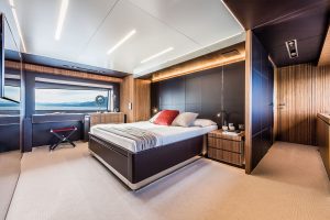 Riva 100 Corsaro 5