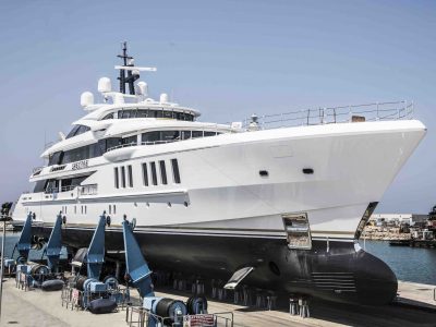 Varato  Spectre, terzo Benetti per John Staluppi. Sempre nel segno di 007…