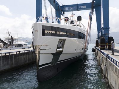 Baglietto: varato lo scafo #10232