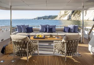 Navetta 30 Custom Line