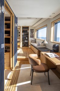 Navetta 30 Custom Line