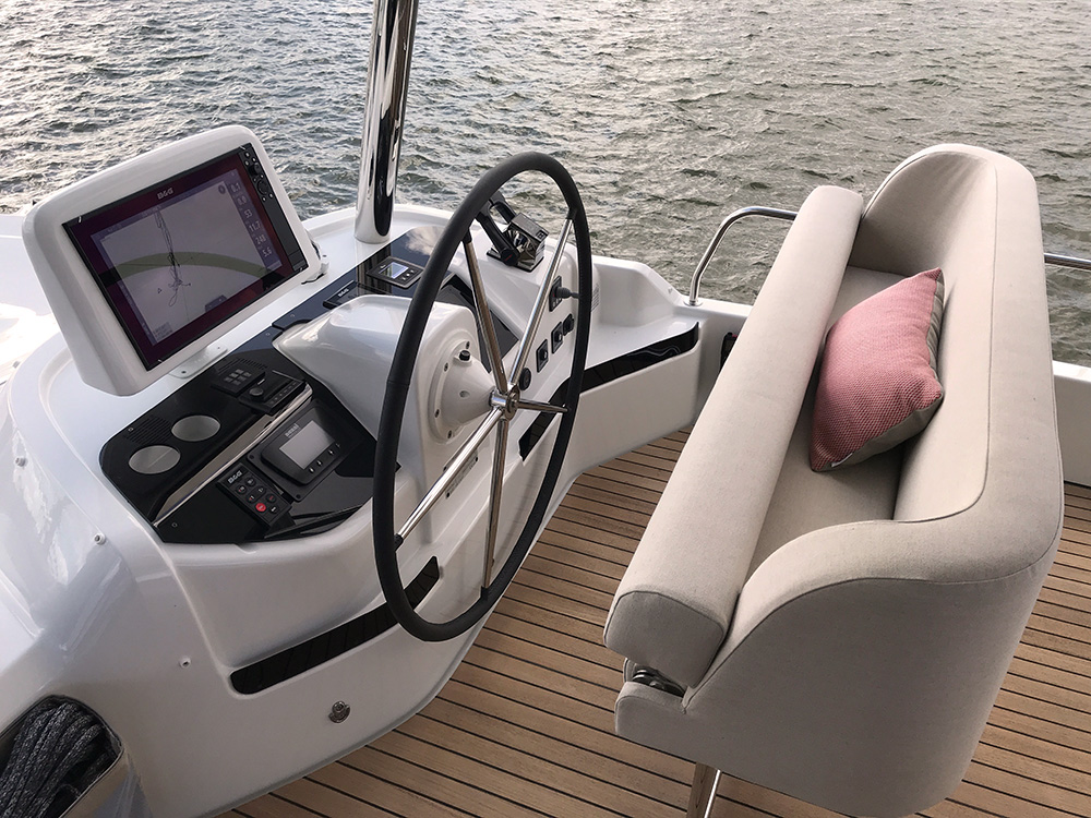 Lagoon 55