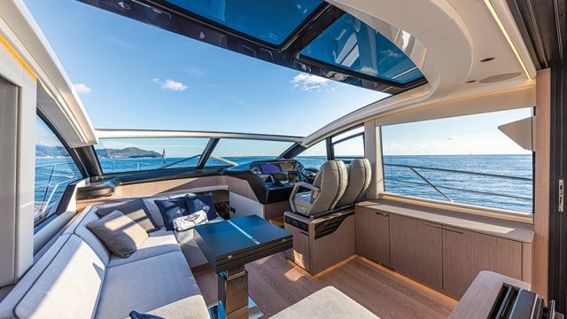 Sunseeker Predator 60 Evo