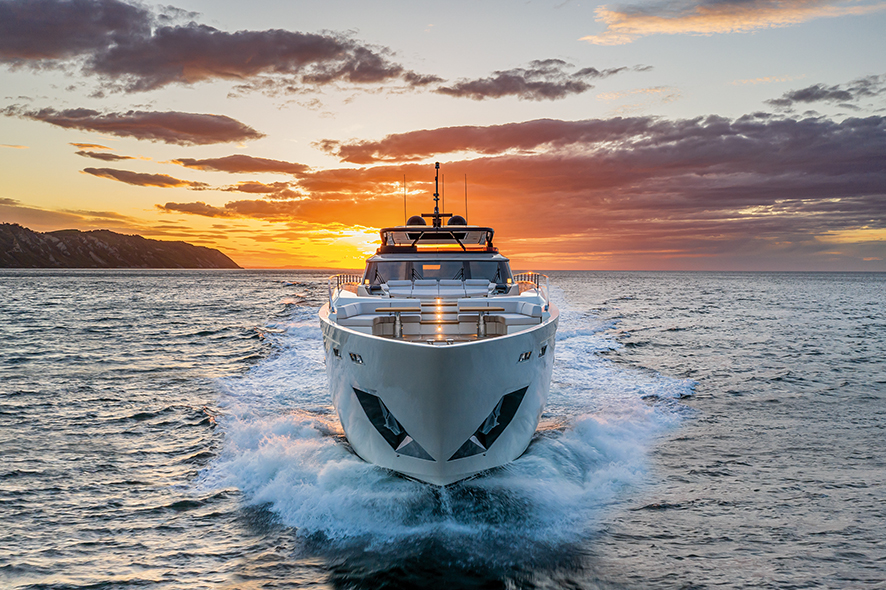 Ferretti Yachts 1000