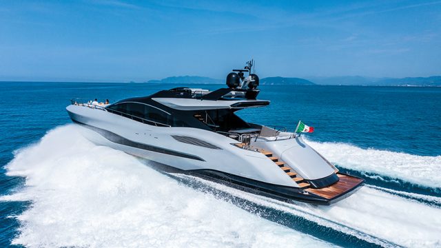 Mangusta 104 REV