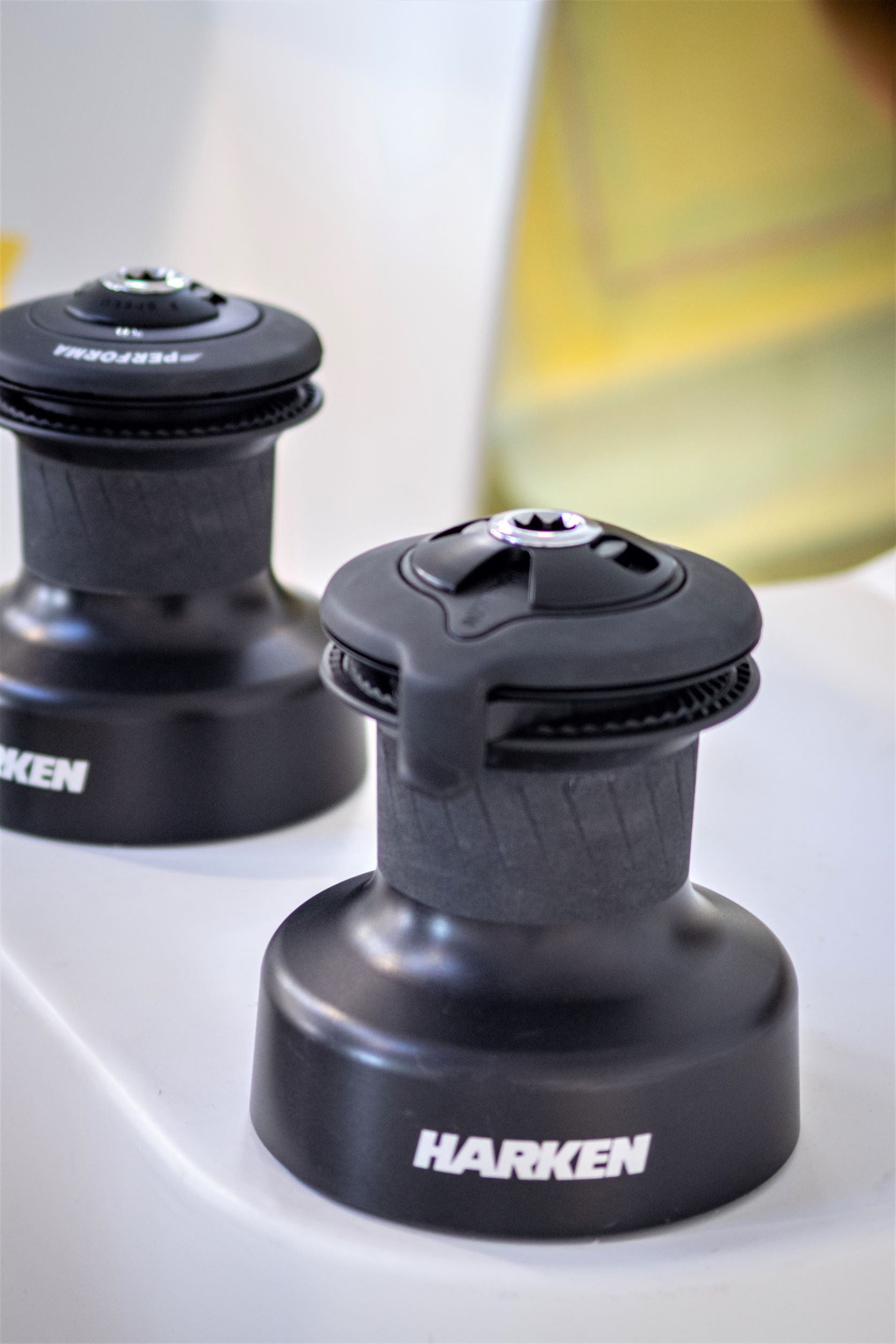 Treuil Haut Plat HARKEN Performa Alum – Neuf Sous Emballage