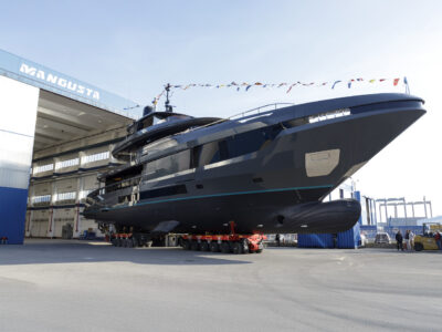 Entrata in acqua la quarta unità del Mangusta Oceano 44