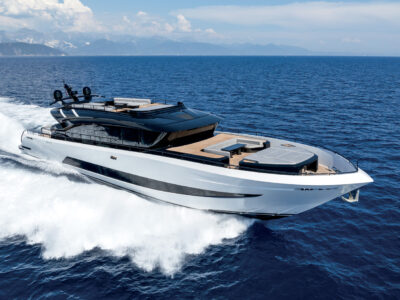 AB 110 – AB Yachts – The thrill of speed