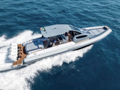 Cayman 50.0 Hard Top – Over the top