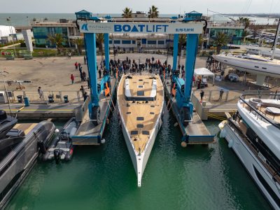 Grand Soleil Plus 80 Long Cruise, varata la prima unità