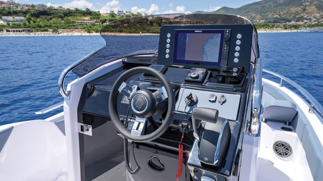 Ranieri 255 SL – Small in size, big in spirit
