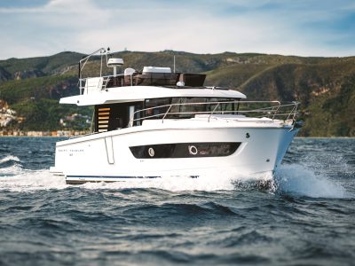 Swift Trawler 37 Fly – Sometimes slow is better